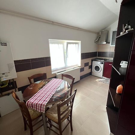 Ovidius Apartament Cisnadie Exterior photo