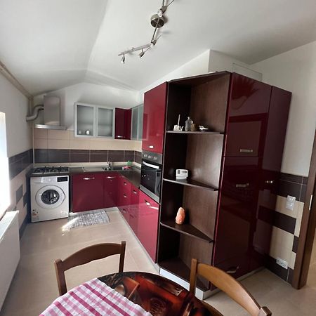 Ovidius Apartament Cisnadie Exterior photo