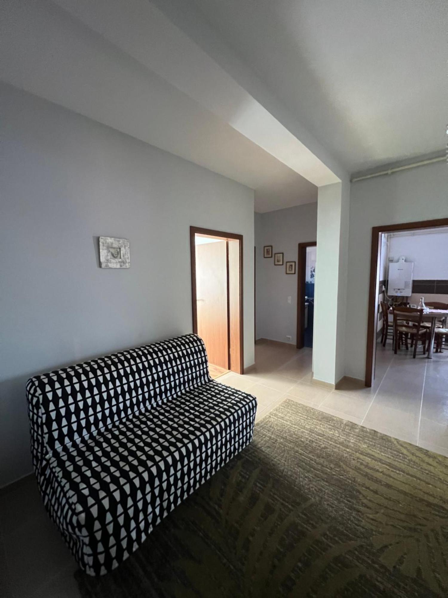 Ovidius Apartament Cisnadie Exterior photo