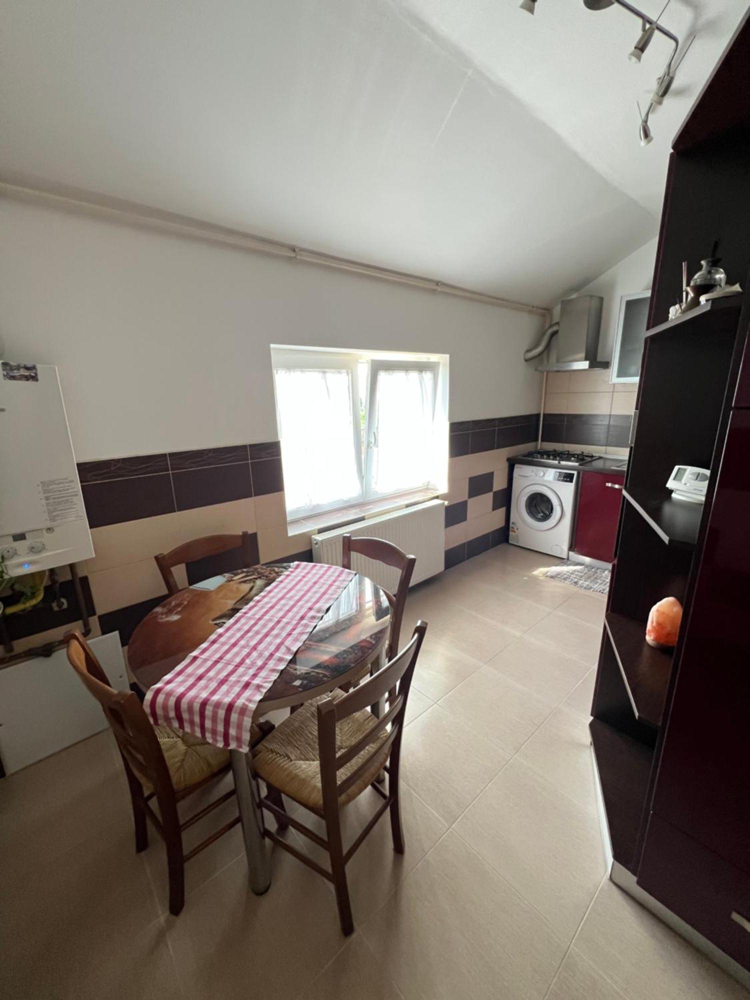 Ovidius Apartament Cisnadie Exterior photo